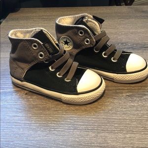 Converse Chuck Taylor All Star sneakers sz 6T